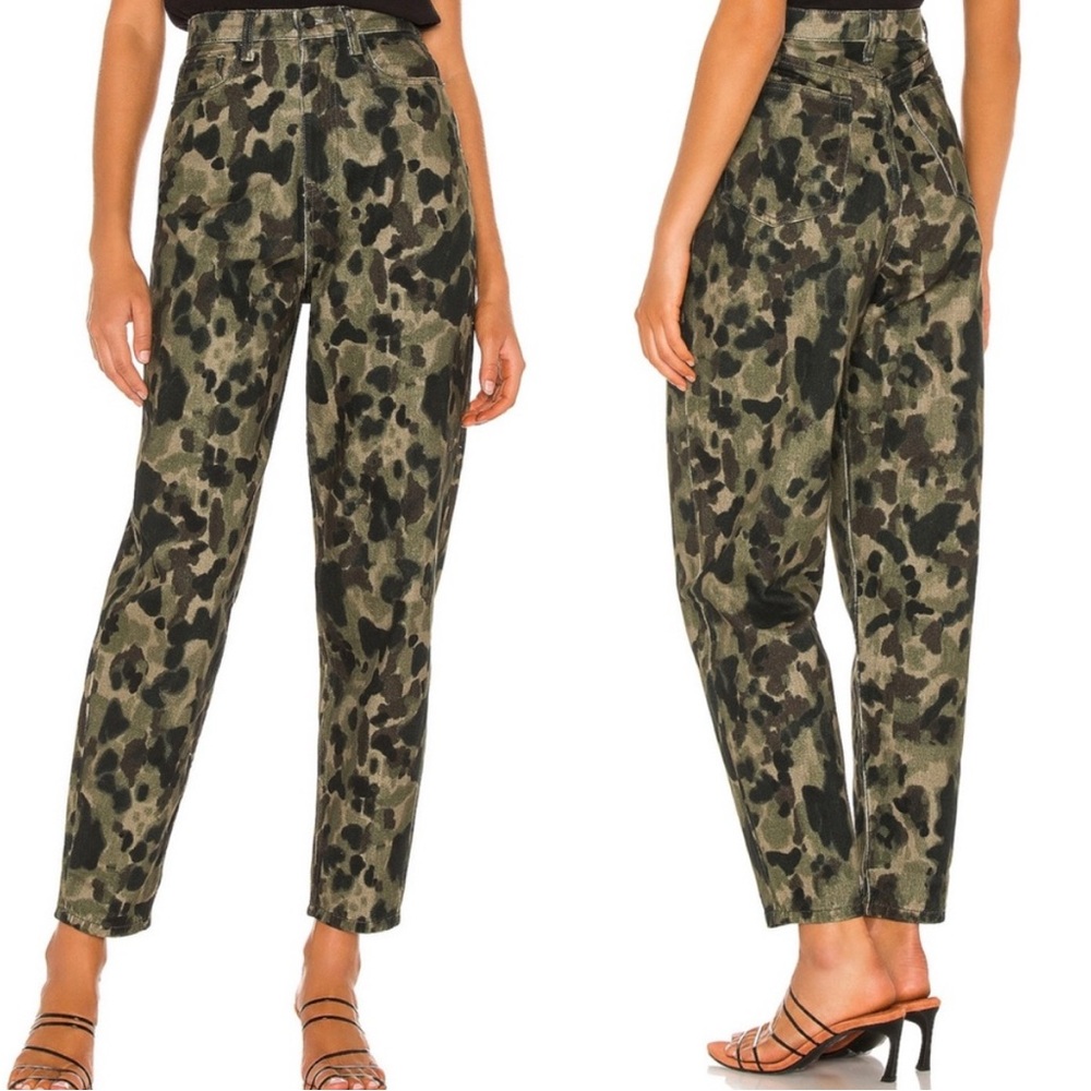 WeWoreWhat Green Camouflage Dani Boyfriend Denim - NWT - Size 28